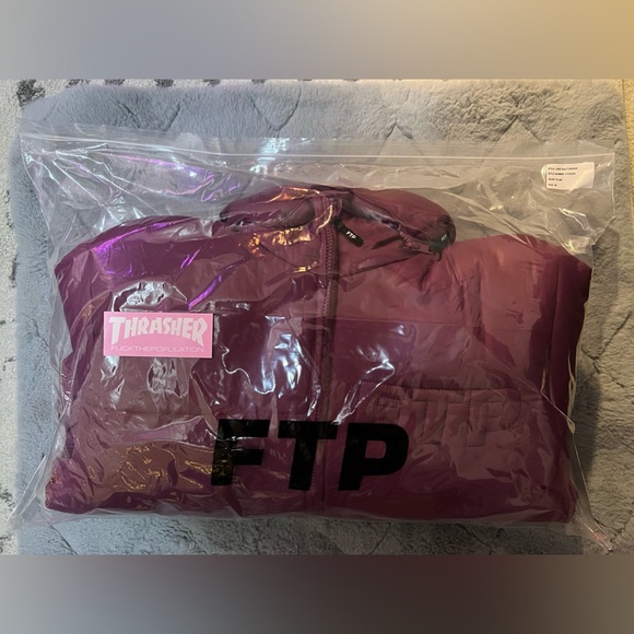 ❗️SOLD❗️☠︎︎ FTP LOGO WORLD DOMINATION QUILT PUFFER JACKET PLUM ☠︎︎ - Picture 6 of 15